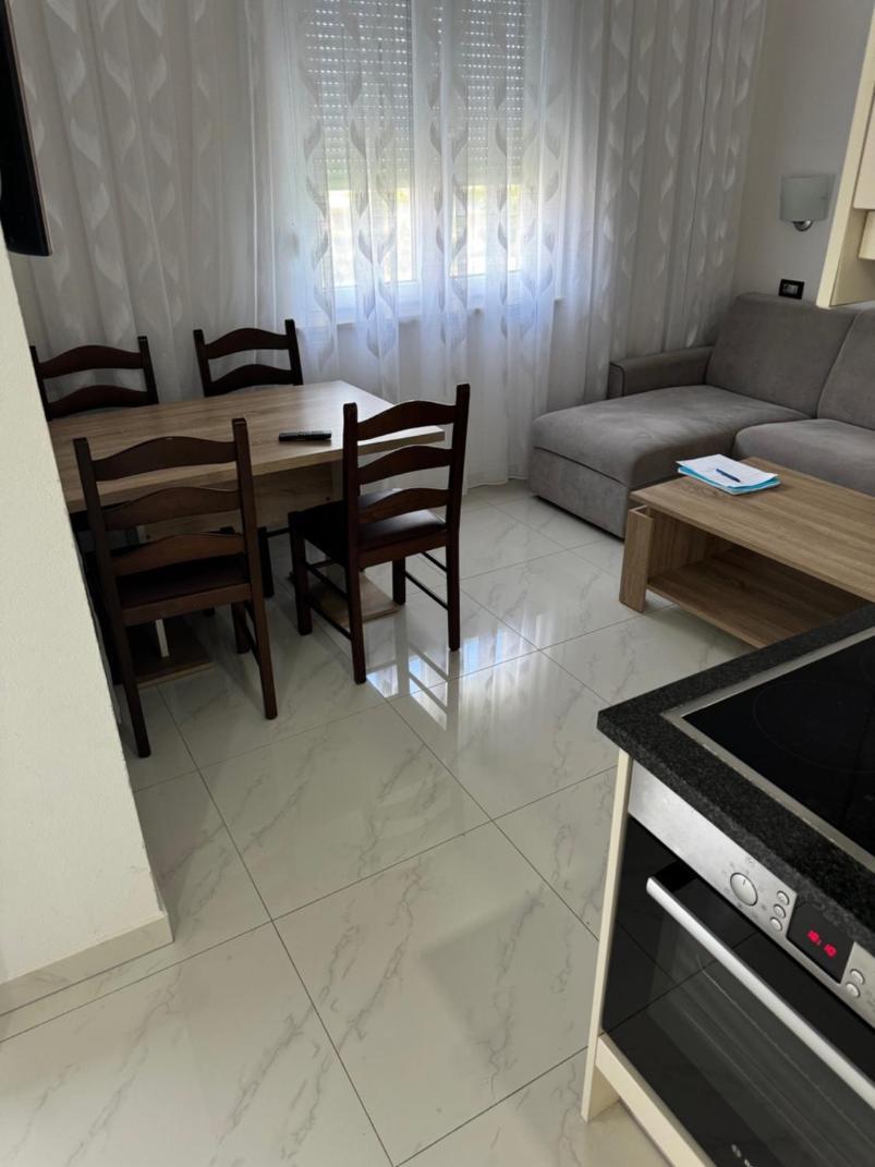 Funtana Appartements An Der 1 Reihe Vom Meer المظهر الخارجي الصورة