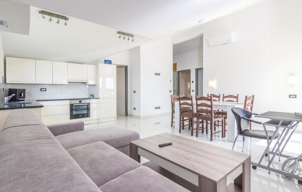 Funtana Appartements An Der 1 Reihe Vom Meer المظهر الخارجي الصورة