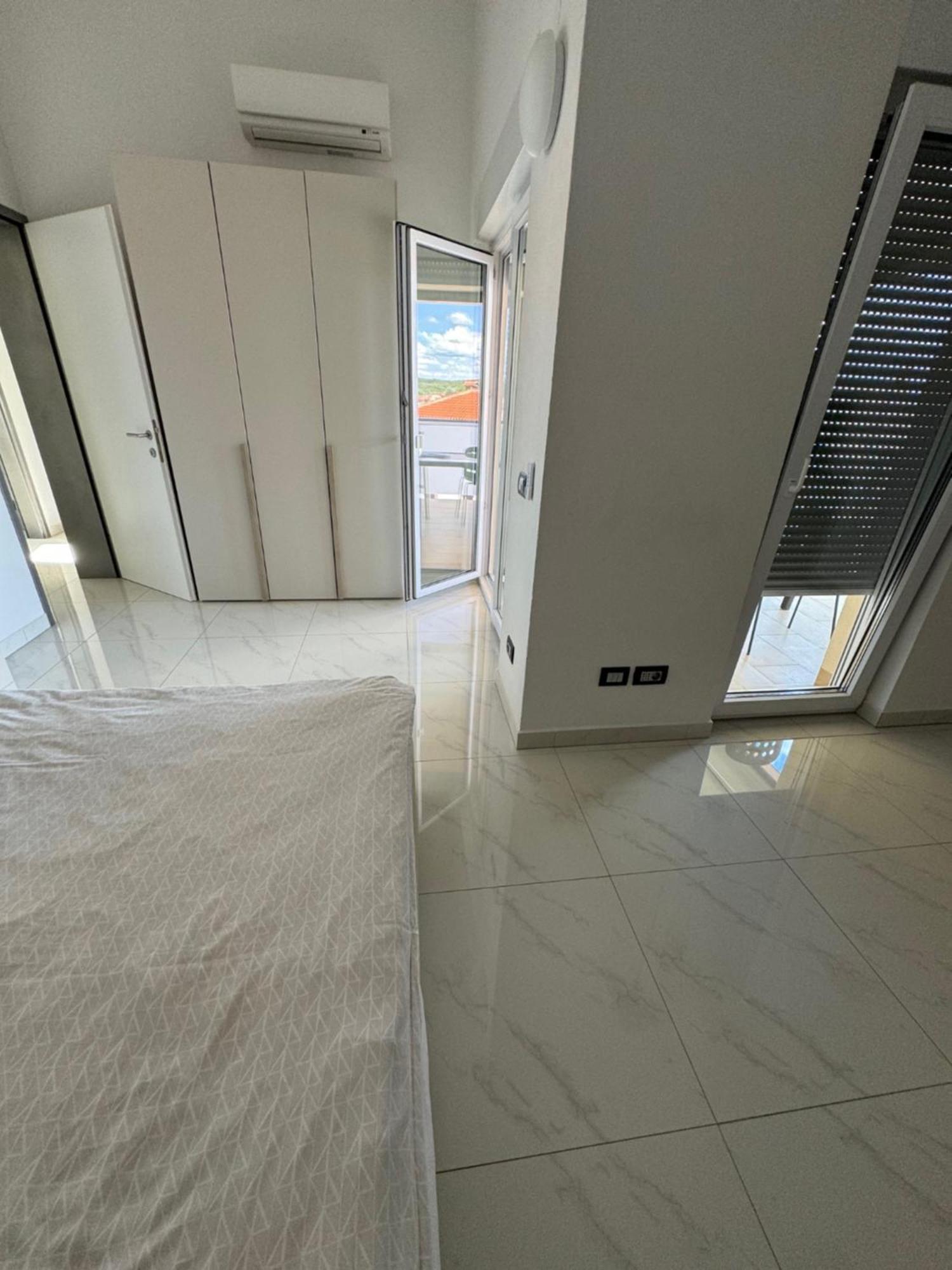 Funtana Appartements An Der 1 Reihe Vom Meer المظهر الخارجي الصورة