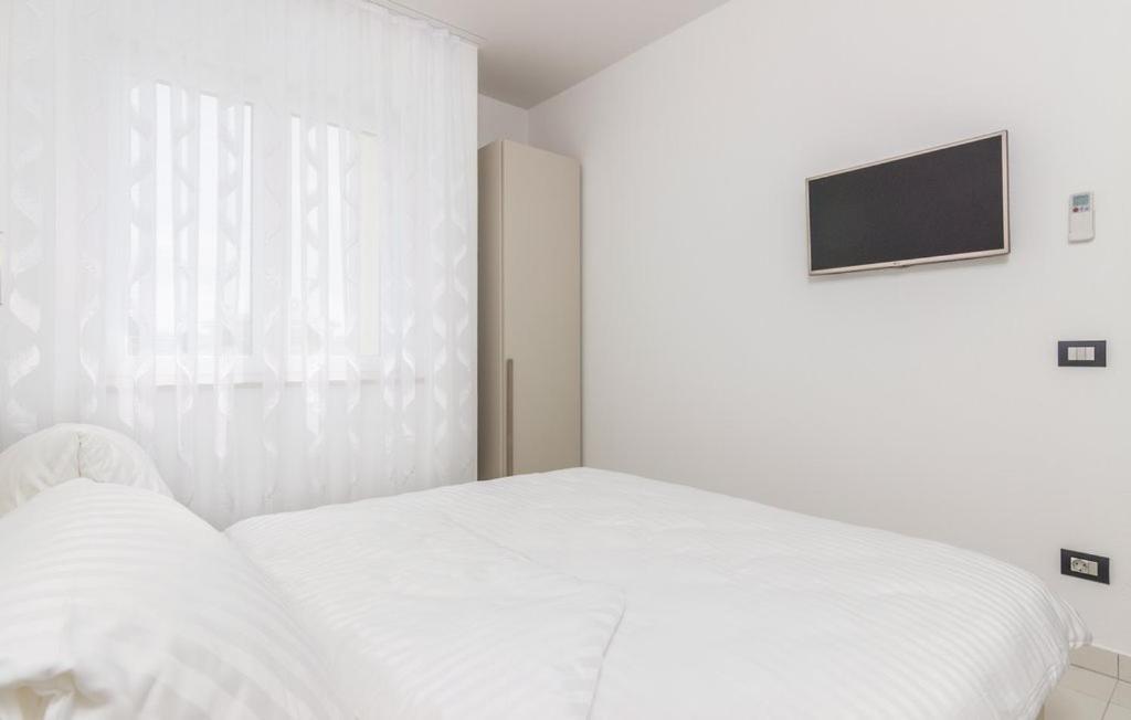Funtana Appartements An Der 1 Reihe Vom Meer المظهر الخارجي الصورة